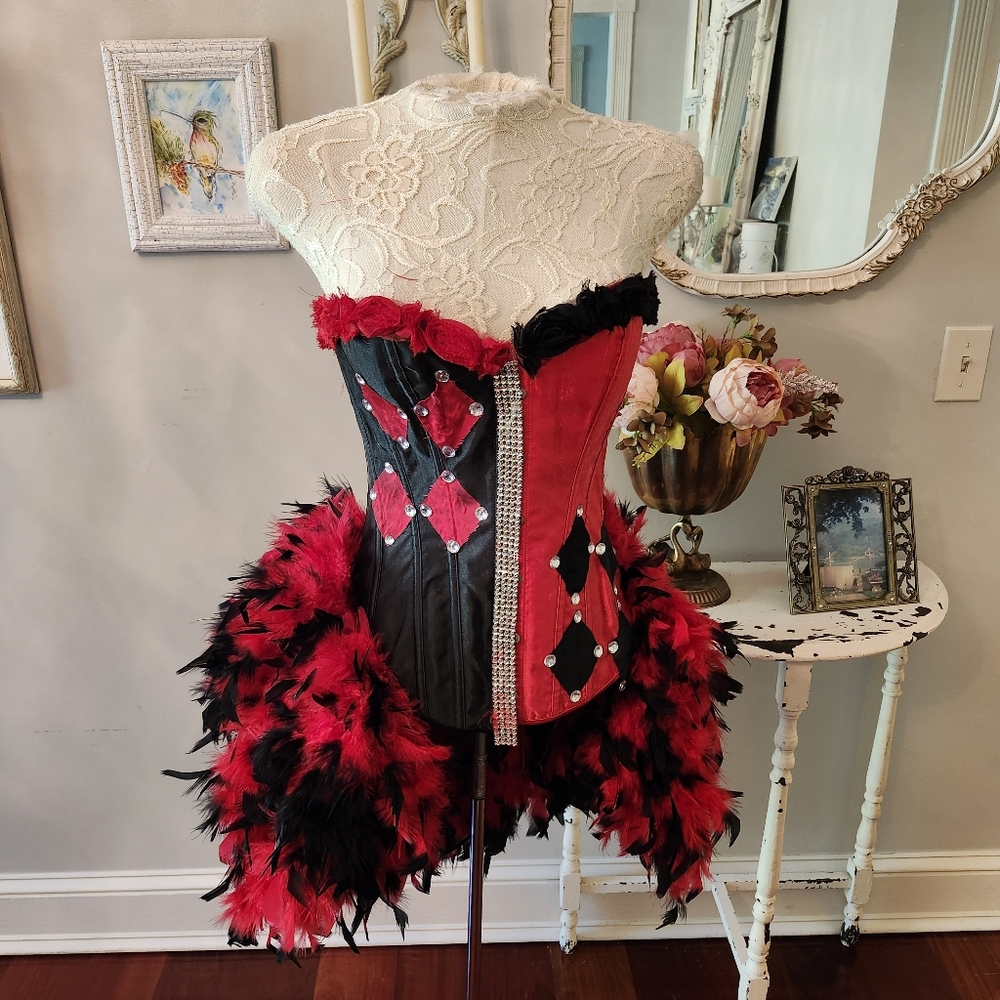Victoria Velvet Custom 00AK Harley Quinn Black Queen Corset Costume Small